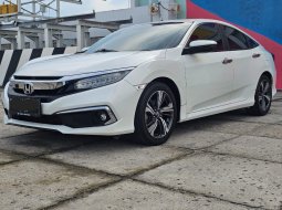 Honda Civic ES 2019 Putih km 37 ribuan 3