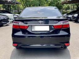 Toyota Camry 2.5 G AT 2017 Hitam 5