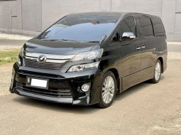 Toyota Vellfire ZG AUDIOLESS AT 2013 Hitam 1