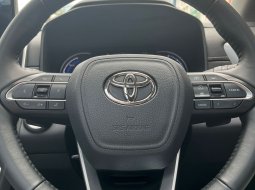 Toyota Kijang Innova Zenix Q Hybrid 2022 modelista km6rb pajak panjang cash kredit bisa 12