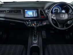Honda HR-V E 2017 MPV  - Mobil Murah Kredit 4