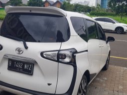 Toyota Sienta V Tahun 2019 Kondisi Mulus Terawat Istimewa 4