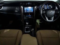 Toyota Fortuner 2.4 G AT 2017  - Mobil Murah Kredit 5