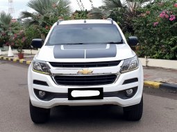 Chevrolet Trailblazer 2.5L LTZ 2017 putih km64 ribuan diesel pajak panjang cash kredit proses bisa