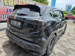 Honda HR-V Prestige 1.8 Tahun 2017 Kondisi Mulus Terawat Istimewa Seperti Baru 3