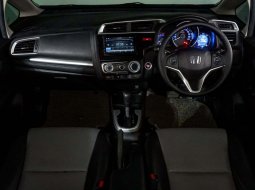 Honda Jazz RS 2017  - Mobil Murah Kredit 4