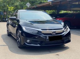 Honda Civic Sedan Turbo