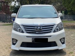 Toyota Alphard SC