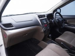 Daihatsu Xenia 1.3 R AT 2017  - Beli Mobil Bekas Murah 5