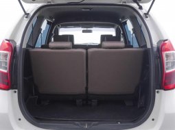 Daihatsu Xenia 1.3 R AT 2017  - Beli Mobil Bekas Murah 9