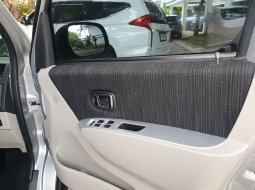 Daihatsu Luxio X Tahun 2021 Kondisi Mulus Terawat istimewa 6