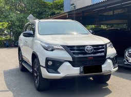 Toyota Fortuner VRZ TRD