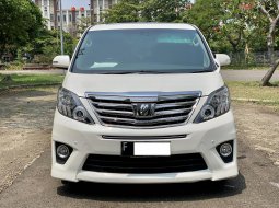 Toyota Alphard SC 2014 Putih