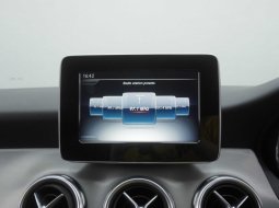Mercedes-Benz GLA 200 Gasoline 2018  - Promo DP & Angsuran Murah 6