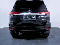 Toyota Fortuner 2.4 VRZ AT 2017 Hitam 7