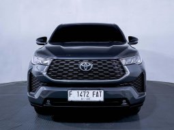 Toyota Innova Zenix 2.0 V AT 2022 Abu-abu 1