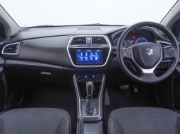 Suzuki SX4 S-Cross AT 2017  - Cicilan Mobil DP Murah 4