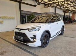 Toyota Raize 1.0T GR Sport CVT (Two Tone) 2021 Putih