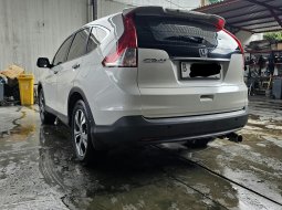 Honda CRV Prestige 2.4 AT ( Matic ) 2013 Putih Km Low 99rban plat jakarta utara 11