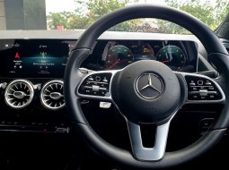 Mercedes-Benz GLA 200 2020 progressive line km31rban putih cash kredit proses bisa dibantu 17