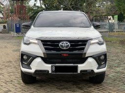 Toyota Fortuner 2.4 TRD