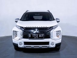 Mitsubishi Xpander Cross Premium AT 2021 Putih