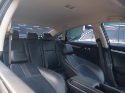 Honda Civic ES 1.5 CVT 2018 Sedan 6