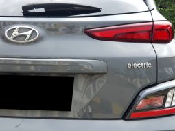 Hyundai Kona Electric 2021 signature sunroof tangan pertama cash kredit proses bisa dibantu 8
