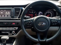 Kia Grand Sedona 2,2 CRDI Diesel sunroof At Facelift 2018 Hitam 11