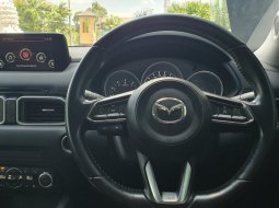 Mazda CX CX-5 Elite Sunroof Facelift Nik 2017 Pakai 2018 Putih 10