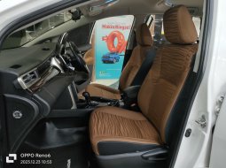 Toyota Innova Reborn V 2.0 AT Tahun 2019 13