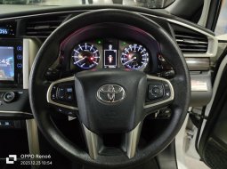 Toyota Innova Reborn V 2.0 AT Tahun 2019 17