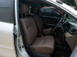 Daihatsu Xenia 1.3 R AT 2018 11