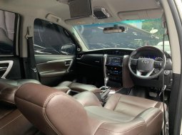Toyota Fortuner 2.4 TRD AT 7