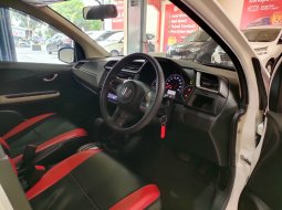 Honda Brio E Automatic 2019 -  B2364BYT  5