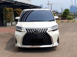 KM 15rb Lexus LM350 7Seater At 2022 Putih 1