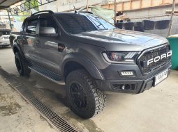 Ford Ranger Double Cabin 4x4 Mt  2.2 XLS 2015 Abu abu 1