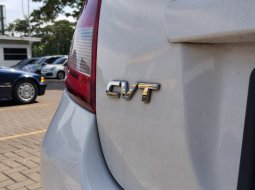 Datsun Cross CVT AT Matic 2018 Putih 12