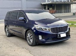 Kia Grand Sedona Ultimate 2017 Biru 3