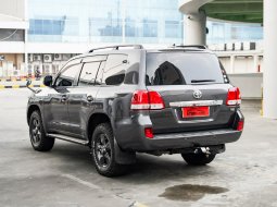 Toyota Land Cruiser VX Grade 2008 Abu-abu 5