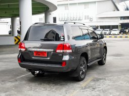 Toyota Land Cruiser VX Grade 2008 Abu-abu 9