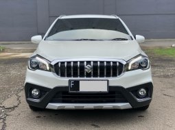 Suzuki SX4 S-Cross New  A/T 2018 Putih