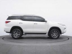 Toyota Fortuner 2.4 VRZ AT 2018  - Beli Mobil Bekas Murah 5