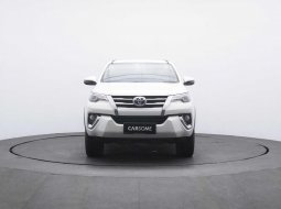 Toyota Fortuner 2.4 VRZ AT 2018  - Beli Mobil Bekas Murah 6