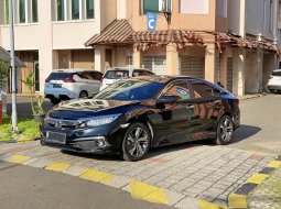 Honda Civic ES 2019 turbo km 19rb siap TT om tampan 1