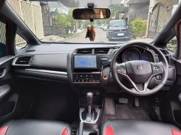 Honda Jazz RS CVT 2018 Merah 3