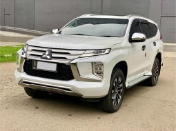 Mitsubishi Pajero Sport Dakar 4x2 AT 2022 Putih 2