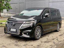 Nissan Elgrand 2.5 Highway Star 2014 Hitam 2