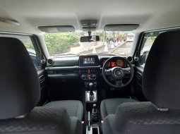 Suzuki Jimny AT 2019 putih km 14 rban 4x4 matic cash kredit proses bisa dibantu 9