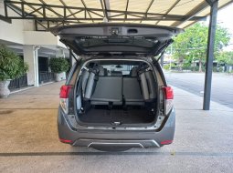 Toyota Kijang Innova G A/T Diesel 2018 Abu-abu 5